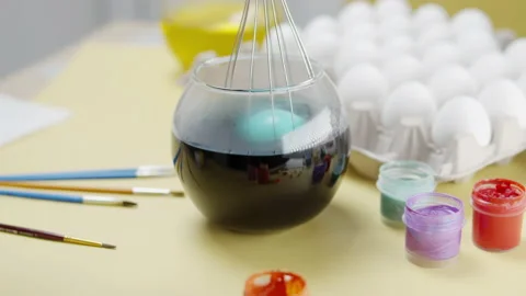 Easter egg decor creation Stock Footage 147614586