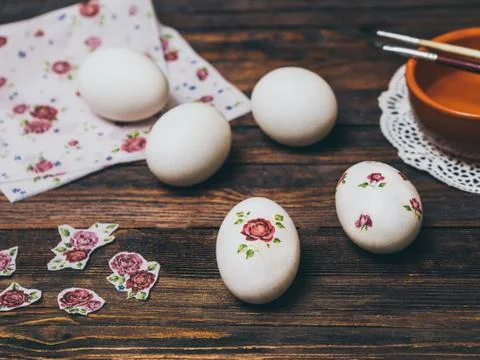 Easter Egg  decorated with technique of decoupage. Stock Photos