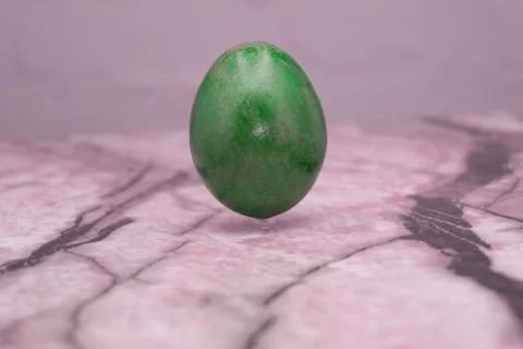 Easter egg with flower pattern isolated on white background. Clipping path in 스톡 사진