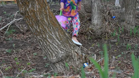 Easter Egg Hunt Video stock 37759882