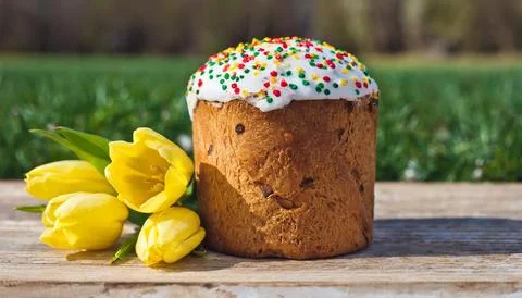 Easter egg panettone bread cake background Happy easter spring holiday tulip Stock Photos