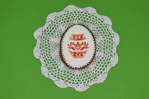Easter egg-shaped gingerbread cookie Stock Photos