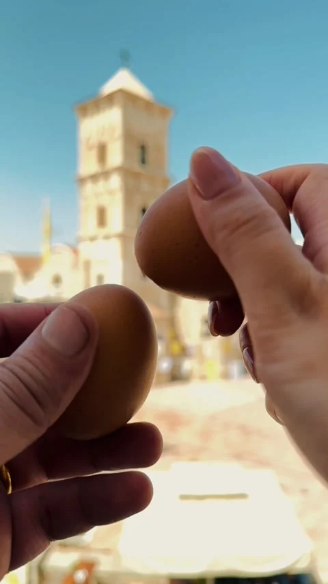 Easter egg tapping game 1 Stock Footage 318351087