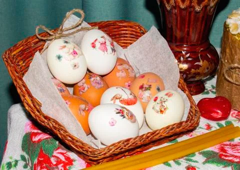 Easter egg.Easter cake.Easter holiday table. Stock Photos