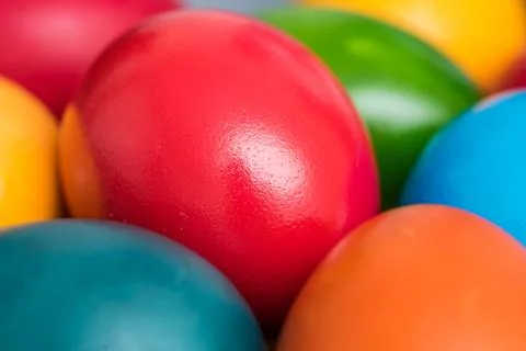 Easter Eggs In Basket 库存照片