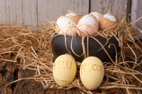 Easter eggs, beautiful hand-painted eggs for the Easter celebration in Braz.. 스톡 사진