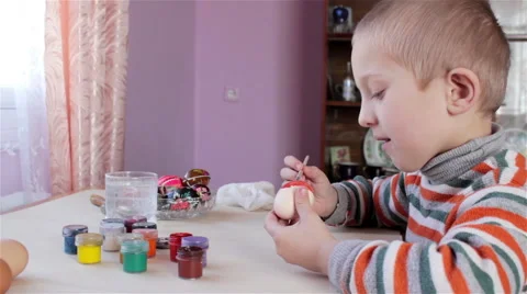 Easter eggs draw paints Stock Footage 62259174