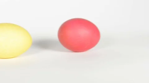 Easter eggs passing by Video stock 72753148