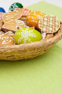 Easter gingerbreads and eggs Stock Photos
