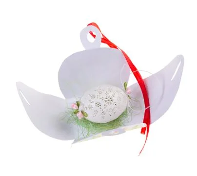 Easter hen's egg with carving. 스톡 사진
