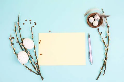 Easter holiday and spring background, empty paper for text, pastel colors,... Stock-Fotos