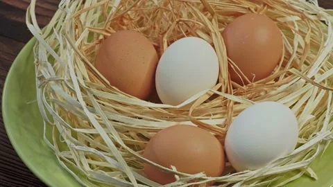 Easter holiday decorations with eggs Stock-Footage 169003829
