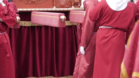 Easter Holy Week Parade in Alicante with Participants in Red Robes Stock-Footage 332201286