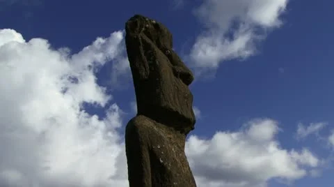 Easter Island Moai Time-lapse clouds Stock-Footage 10857125