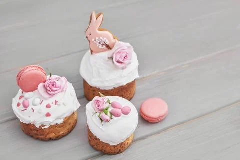 Easter orthodox sweet bread, Easter cake with flowers and gingerbread. Holida Stock Photos