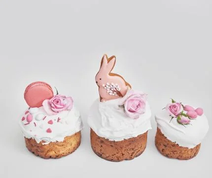 Easter orthodox sweet bread, Easter cake with flowers and gingerbread. Holida Stock Photos