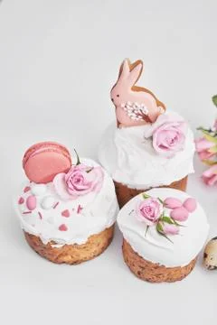 Easter orthodox sweet bread, Easter cake with flowers and gingerbread. Holida Stock Photos