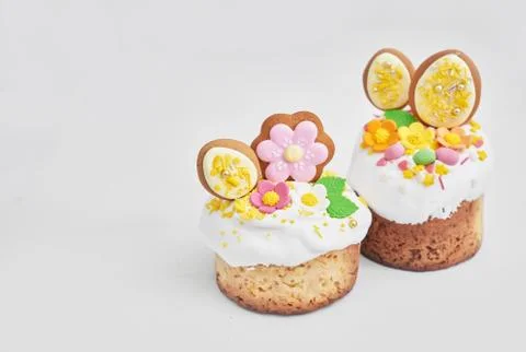 Easter orthodox sweet bread, Easter cake with flowers and gingerbread. Holida Stock Photos