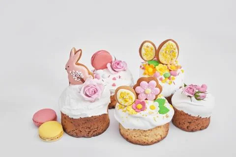 Easter orthodox sweet bread, Easter cake with flowers and gingerbread. Holida Stock Photos