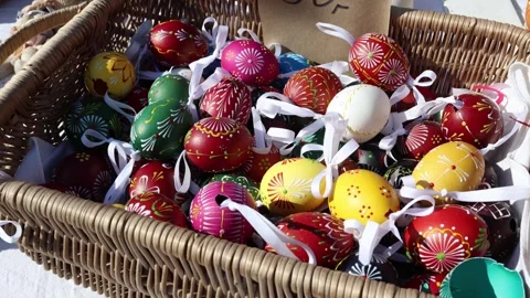 Easter painted eggs in basket Stock-Footage 332331613