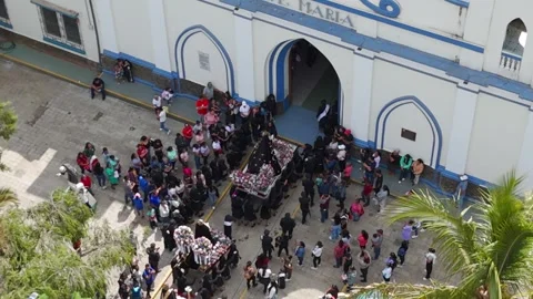 EASTER PARADE CHURCH ANGLE ZOOM OUT 스톡 동영상 334056124