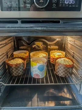 Easter Paska Bread Baking in Oven 스톡 사진