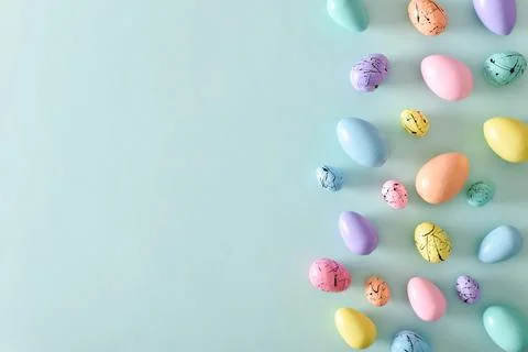 Easter postcard with bed-colored eggs with a copy of the place for the text. Stock Photos