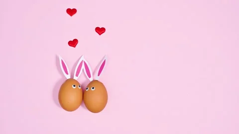 Easter rabbit eggs in love. Creative copy space stop motion. Flat lay Stock-Footage 171363937