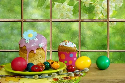 Easter still life with Easter cakes and eggs Stock Photos