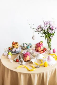 Easter table setting. Easter cake craffin Stock Photos