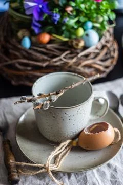 Easter table setting Stock-Fotos