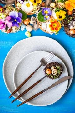 Easter table setting Stock-Fotos