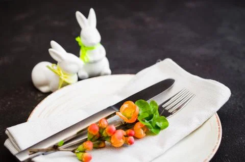 Easter table setting with spring flowering branches. Spring background for me 스톡 사진