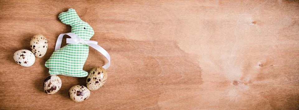Easter table setting with spring flowers. Stock Photos