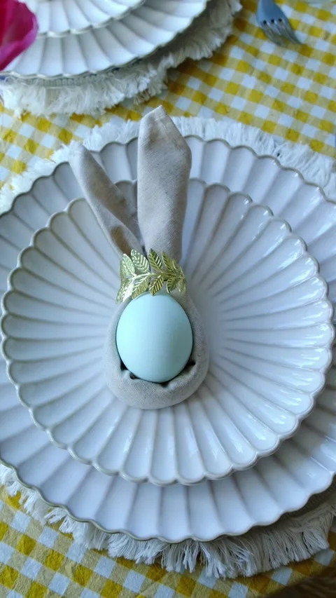 Easter table setting. Vertical video. Stock Footage 332702026
