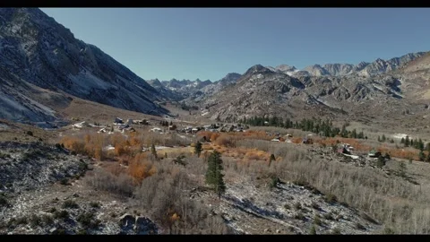 Eastern High Sierras Mountain Pine Trees Aspenville Bishop Vídeo Stock 147233715