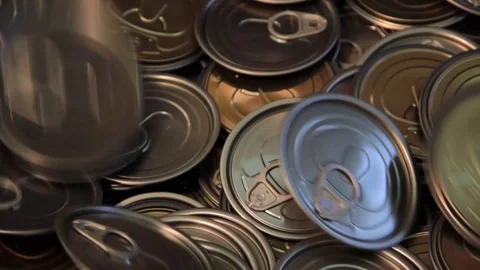 Easy open falling 스톡 동영상 126091567