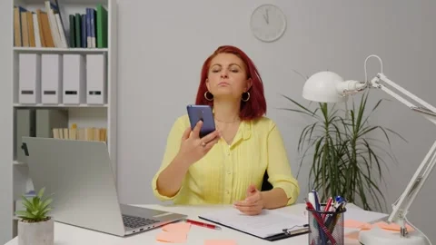 Easy technology access female calling her overseas client. Stock Footage 296590579