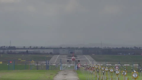 EasyJet Aairbus A-320 Takeoff Video stock 268703148