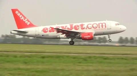 Easyjet airbus landing Stock Footage 8552145