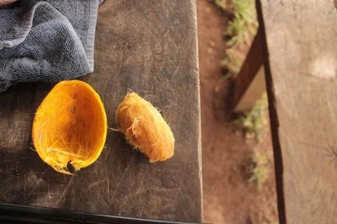 Eat mango Stockfoto's