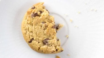 Eating cookie stop motion Stock-Footage 85473528