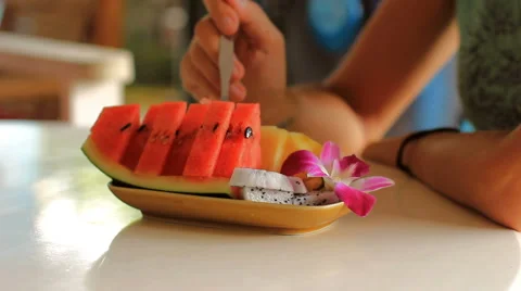 Eating Fruit 動画素材 42902163