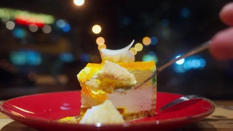 Eating a slice of cake 動画素材 300689929