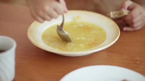 Eating soup Stock-Footage 40031431