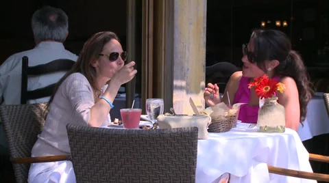 Eating in the sunshine (6 of 7) Stock Footage 32302403