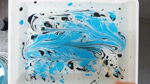 Ebru drawing on water 動画素材 170995950