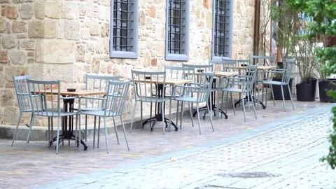 Ece romantic restaurant, cafe in a small Italian town. 库存影片 84103106