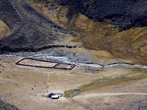 The Echo of the Mountains 38 Stock Photos