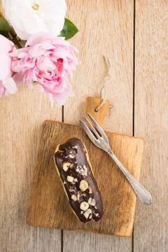 Eclair with chocolate ganache Foto stock